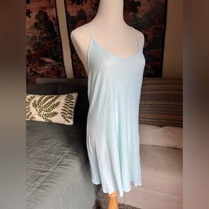 Skin Light Blue Slip